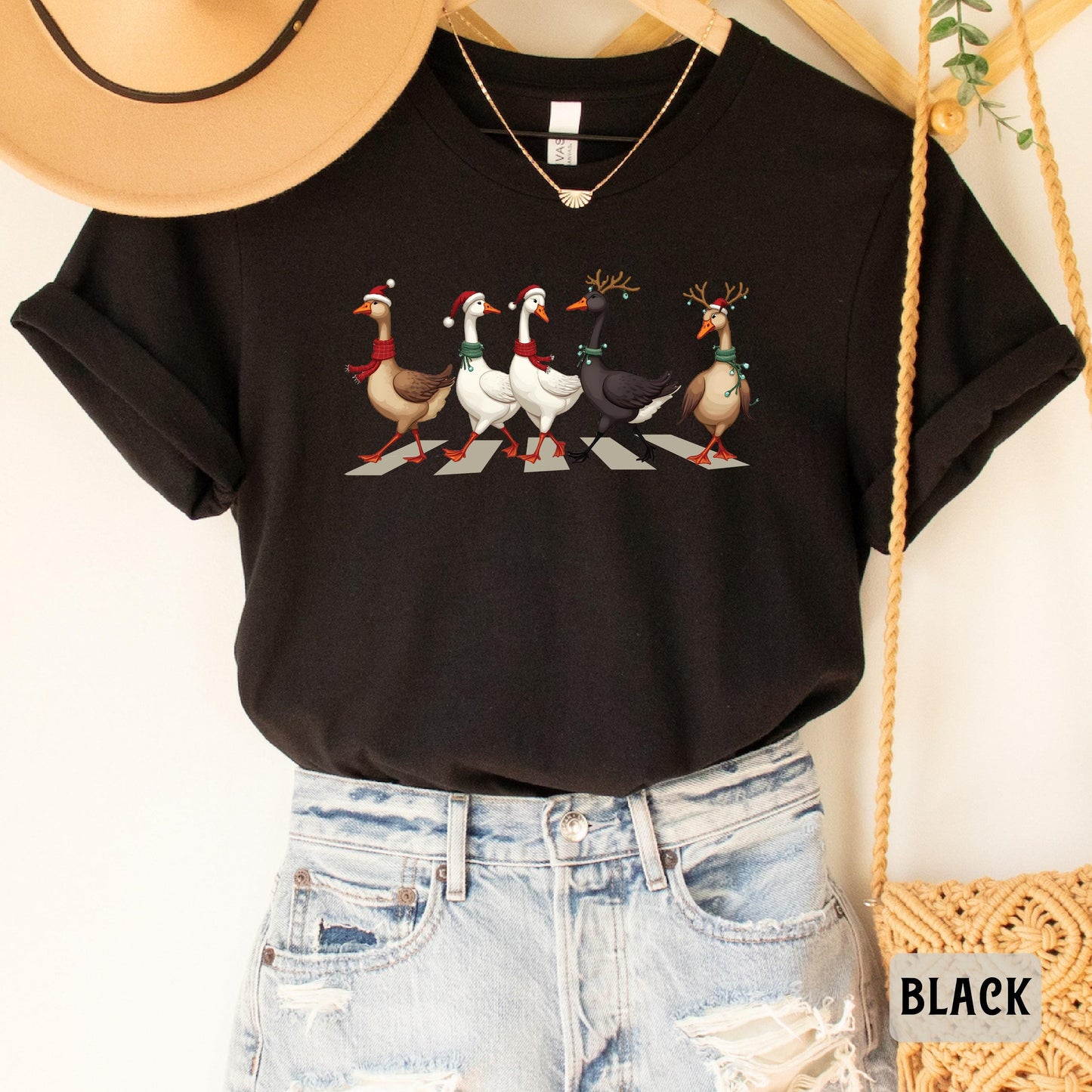 Xmas Ducks Shirt Duck Lover Gift Christmas Lights Shirt Duck Christmas Shirt Women Farmer Shirt for Holiday