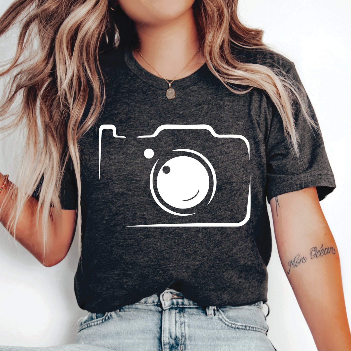 Cameraman Shirt Women Photographer Shirt Camera T-Shirt Vintage Photography Shirt Travel Shirt