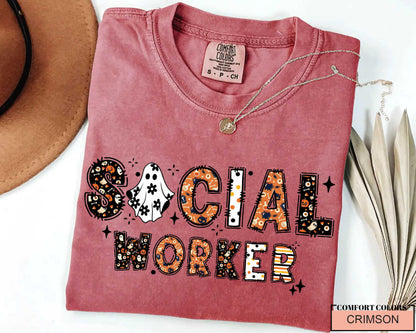 Halloween Social Worker T-Shirt: Spooky Ghost & Pumpkin Design