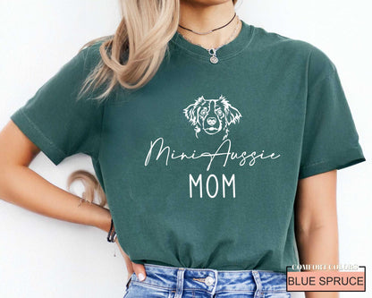 Mini Aussie Mom T-Shirt: Miniature Australian Shepherd Dog Gift