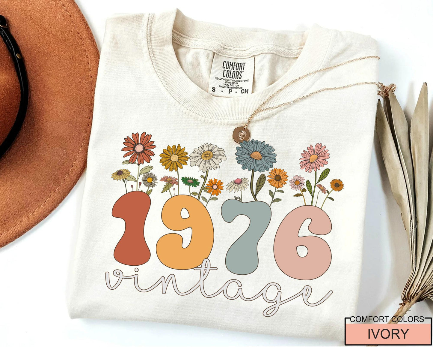 Wildflower 50th Birthday Shirt: Retro 1976 Vintage Style