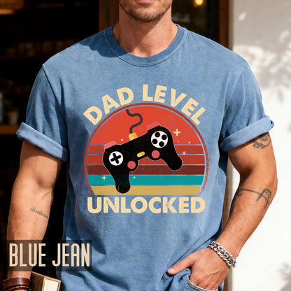 Dad Level Unlocked Shirt: New Gamer Dad T-Shirt